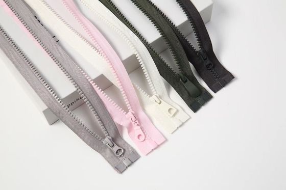 衣類 広範囲 に 使用 さ れ て いる 樹脂 #5 黒 ピンク グレー の プラスチック ザイプ
